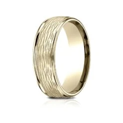 18 Karat Yellow Gold 7.5mm Comfort-fit Round Edge Birch Bark Center